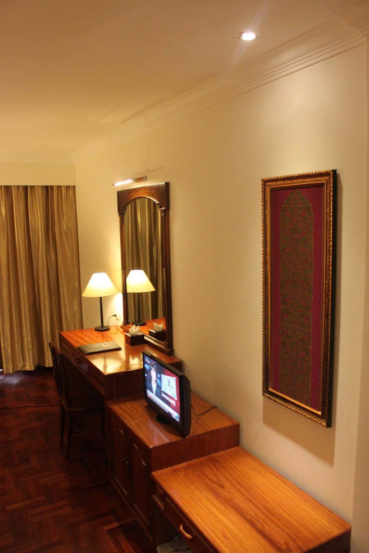 Diamond Hotel Phnompen Kültér fotó