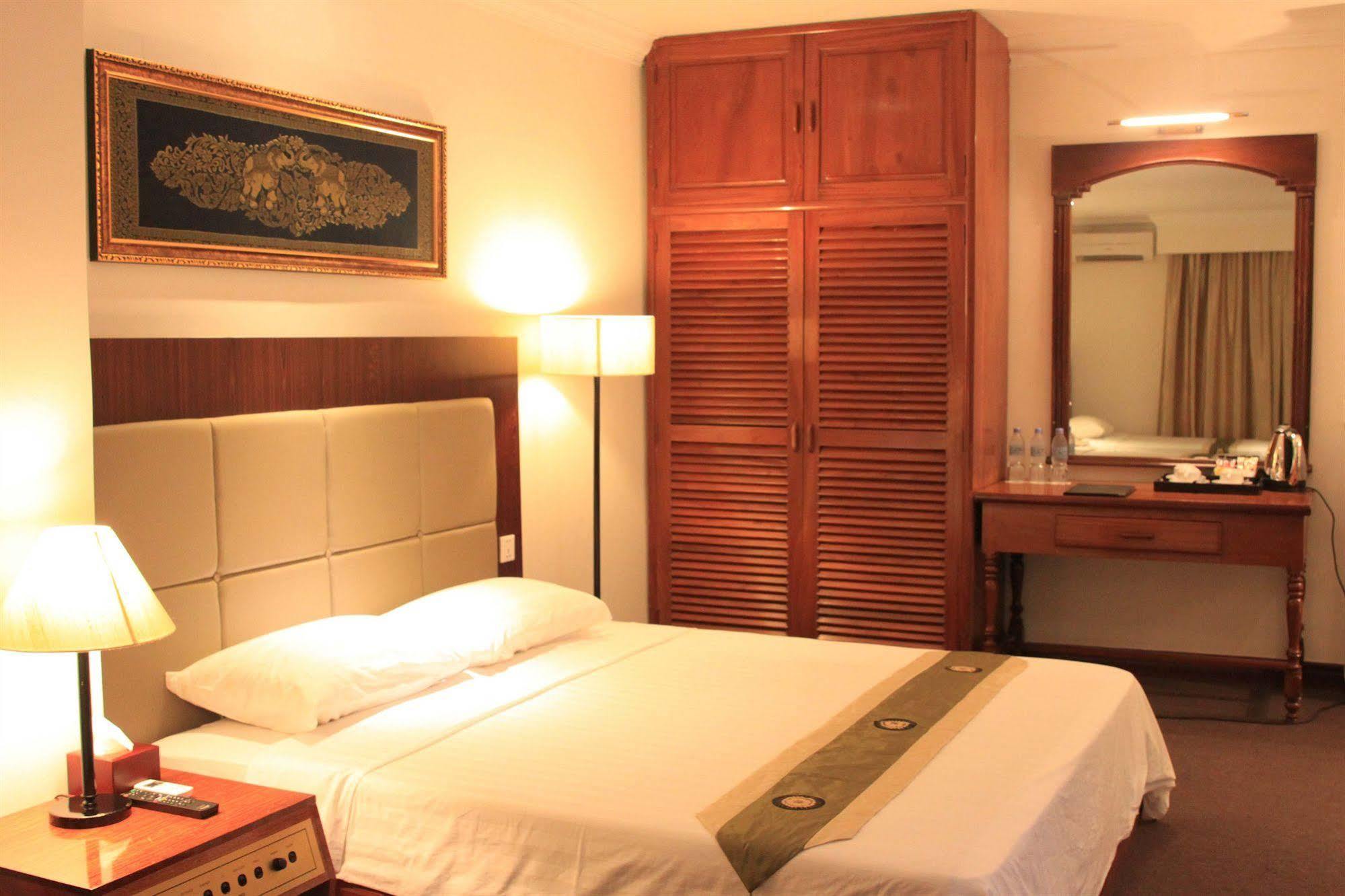 Diamond Hotel Phnompen Kültér fotó